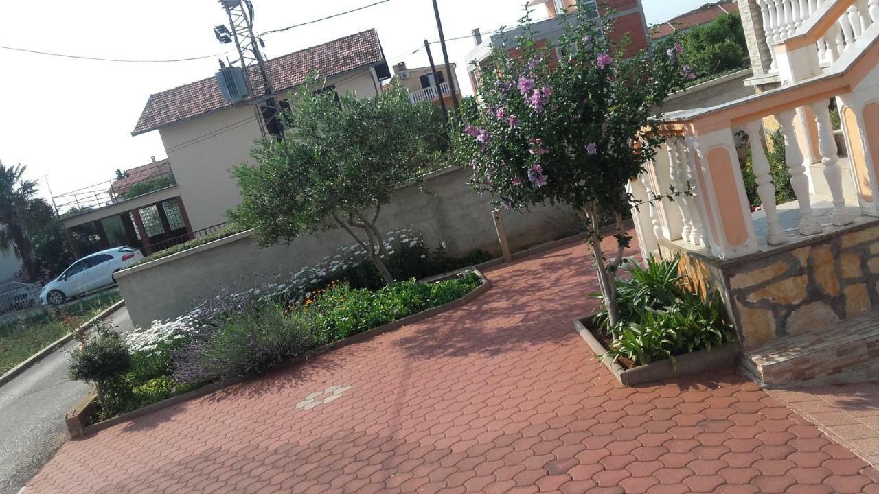 Ferienwohnung House Kalepin Bibinje Exterior foto